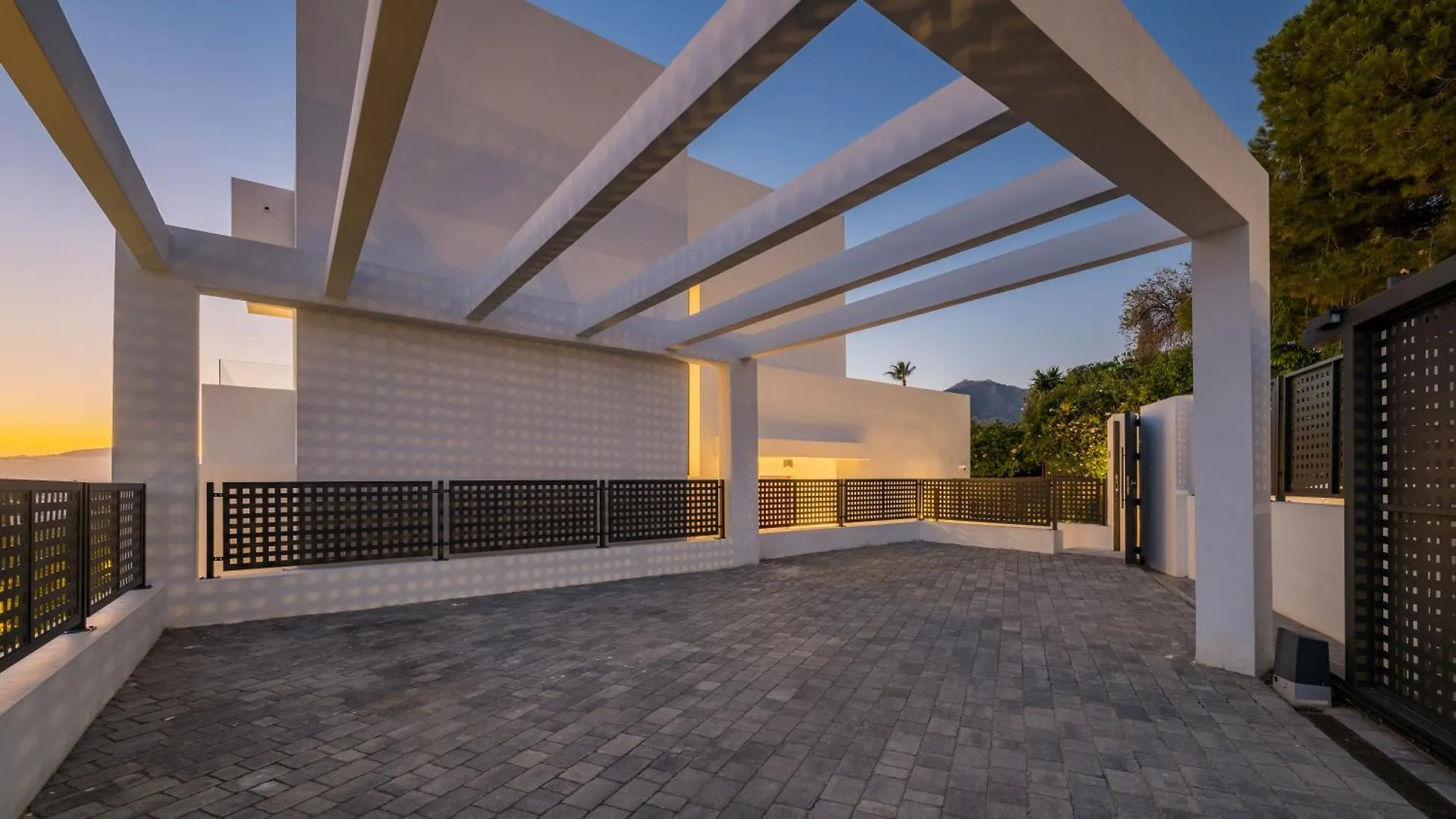 Luxury, Sea View & Pool - Villa Palma Marbella 0*,  Hiszpania